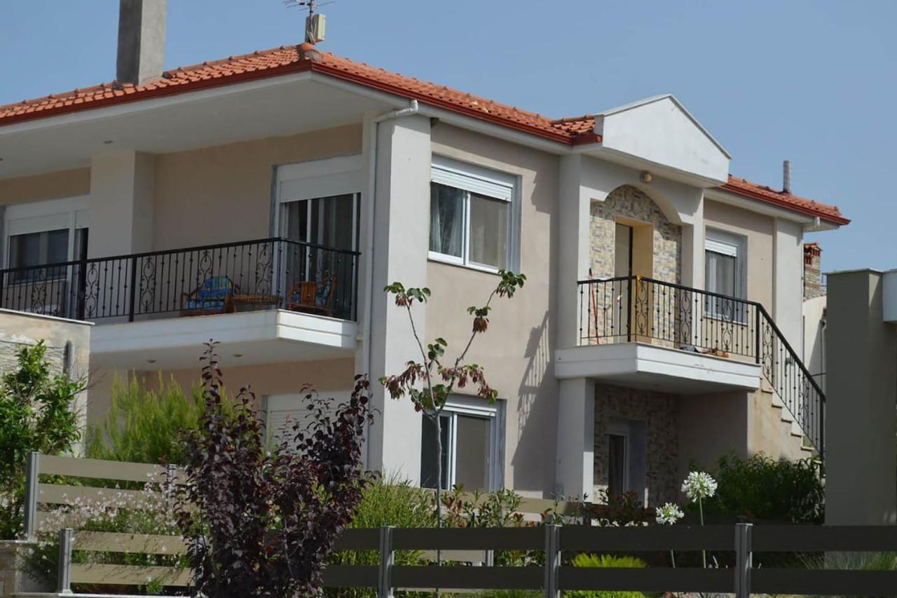 Lemon Beach Front Apartment, Nikiti 외부 사진