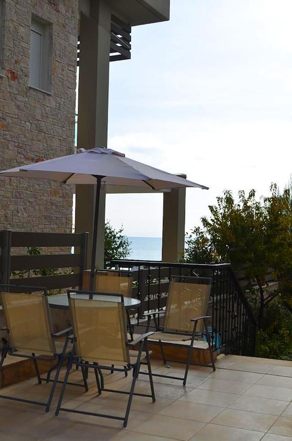 Lemon Beach Front Apartment, Nikiti 외부 사진