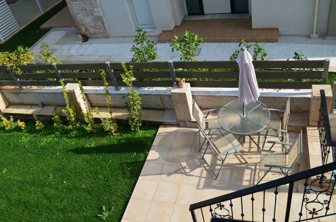 Lemon Beach Front Apartment, Nikiti 외부 사진